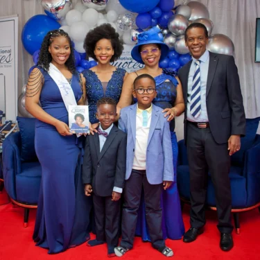 Motivational Quotes Event Group Portrait on Red Carpet"